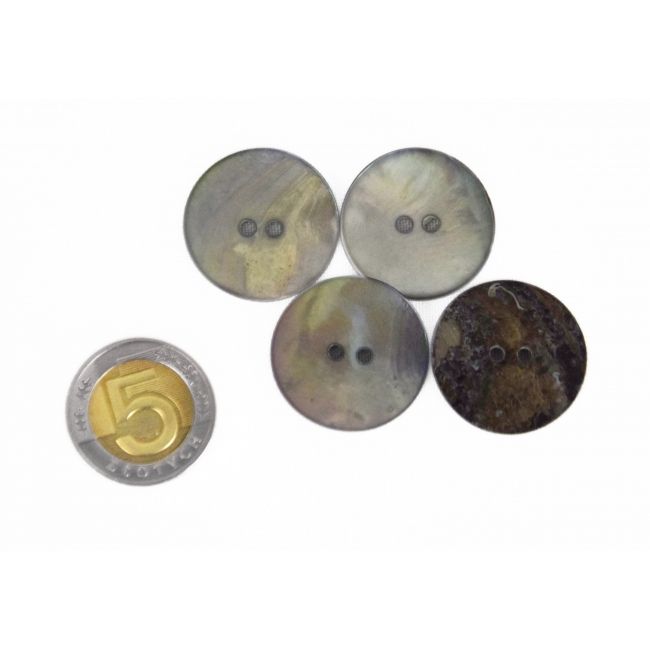 Guziki asymetryczne perłowe, z masy, 26 mm